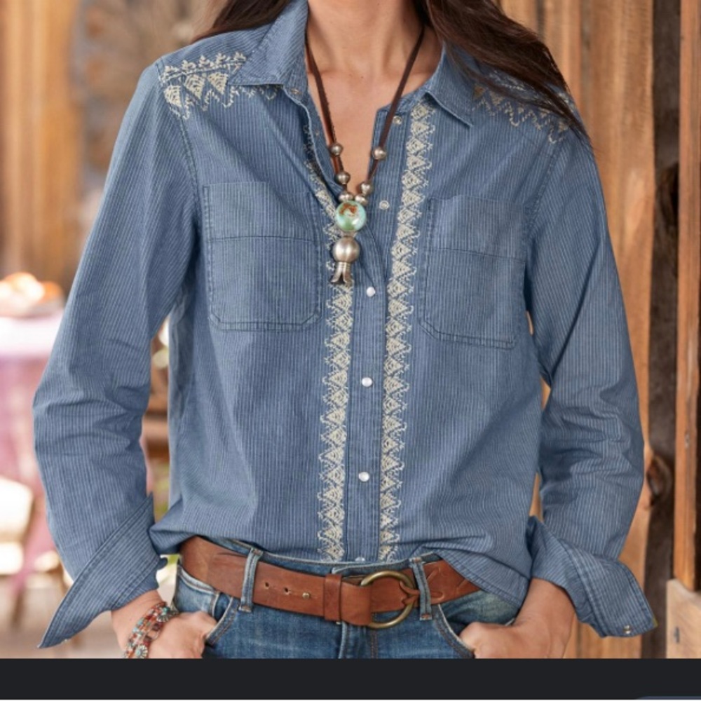SUNDANCE Western Embroidered Striped Chambray Pearl Snap Women’s MEER Top Size S